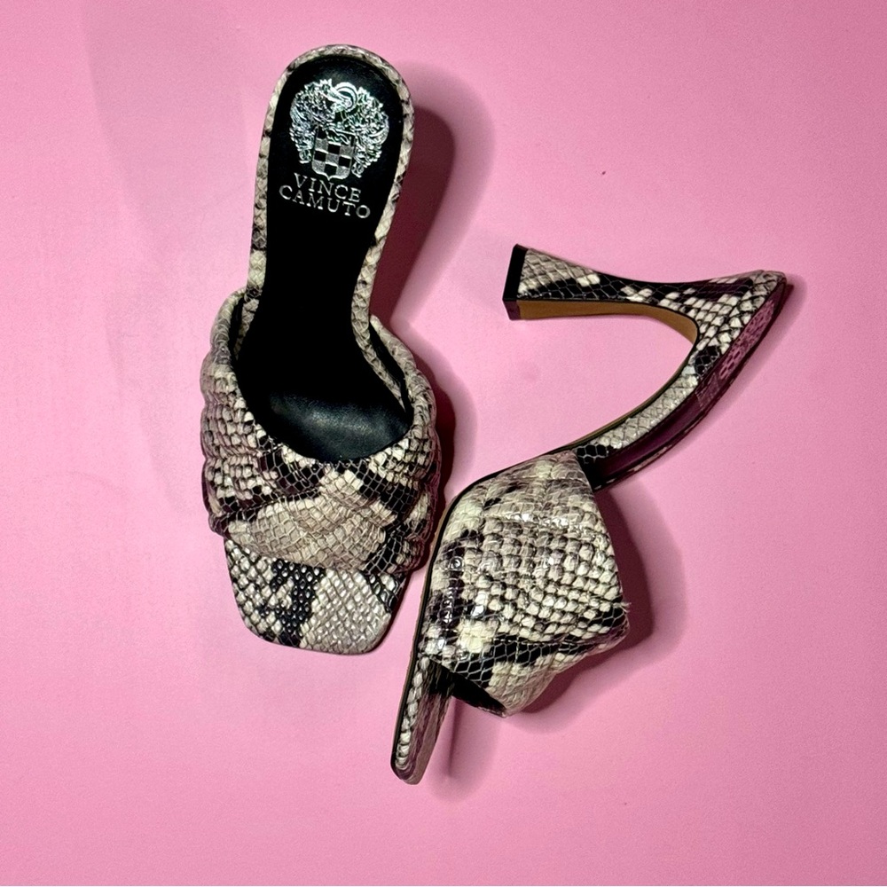 Vince Camuto Reselm Quilted-Strap Mule 7.5